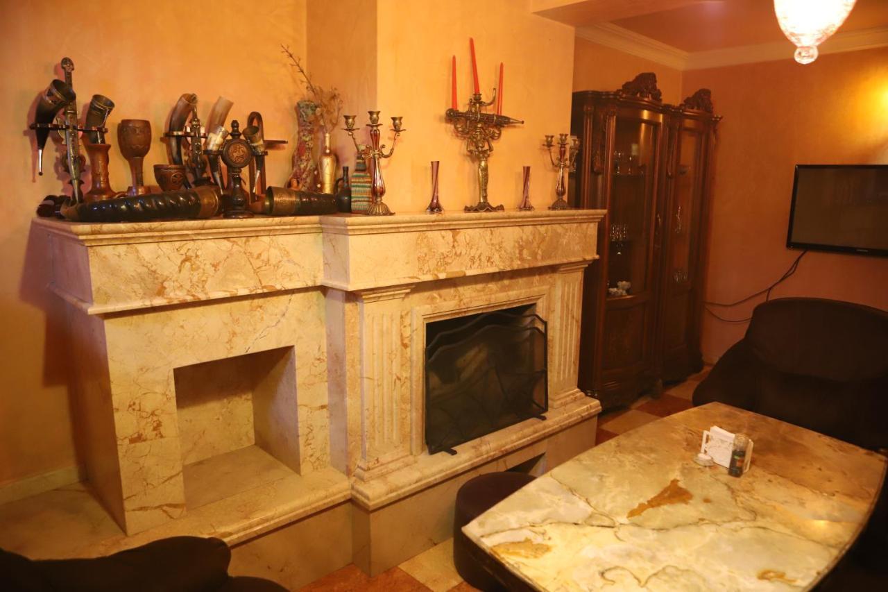 Hotel Black Sea House Μπατούμι Εξωτερικό φωτογραφία