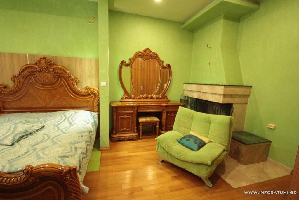 Hotel Black Sea House Μπατούμι Εξωτερικό φωτογραφία