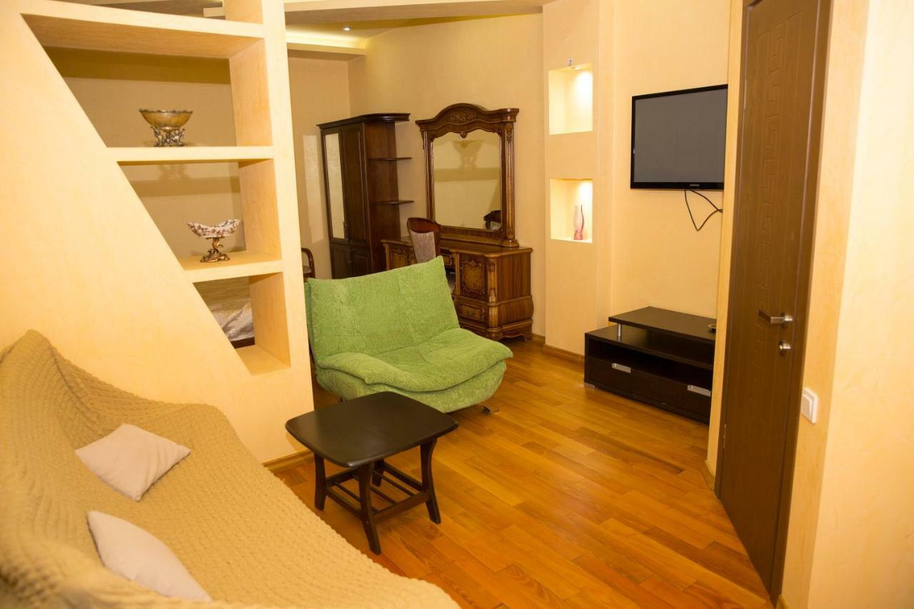 Hotel Black Sea House Μπατούμι Εξωτερικό φωτογραφία