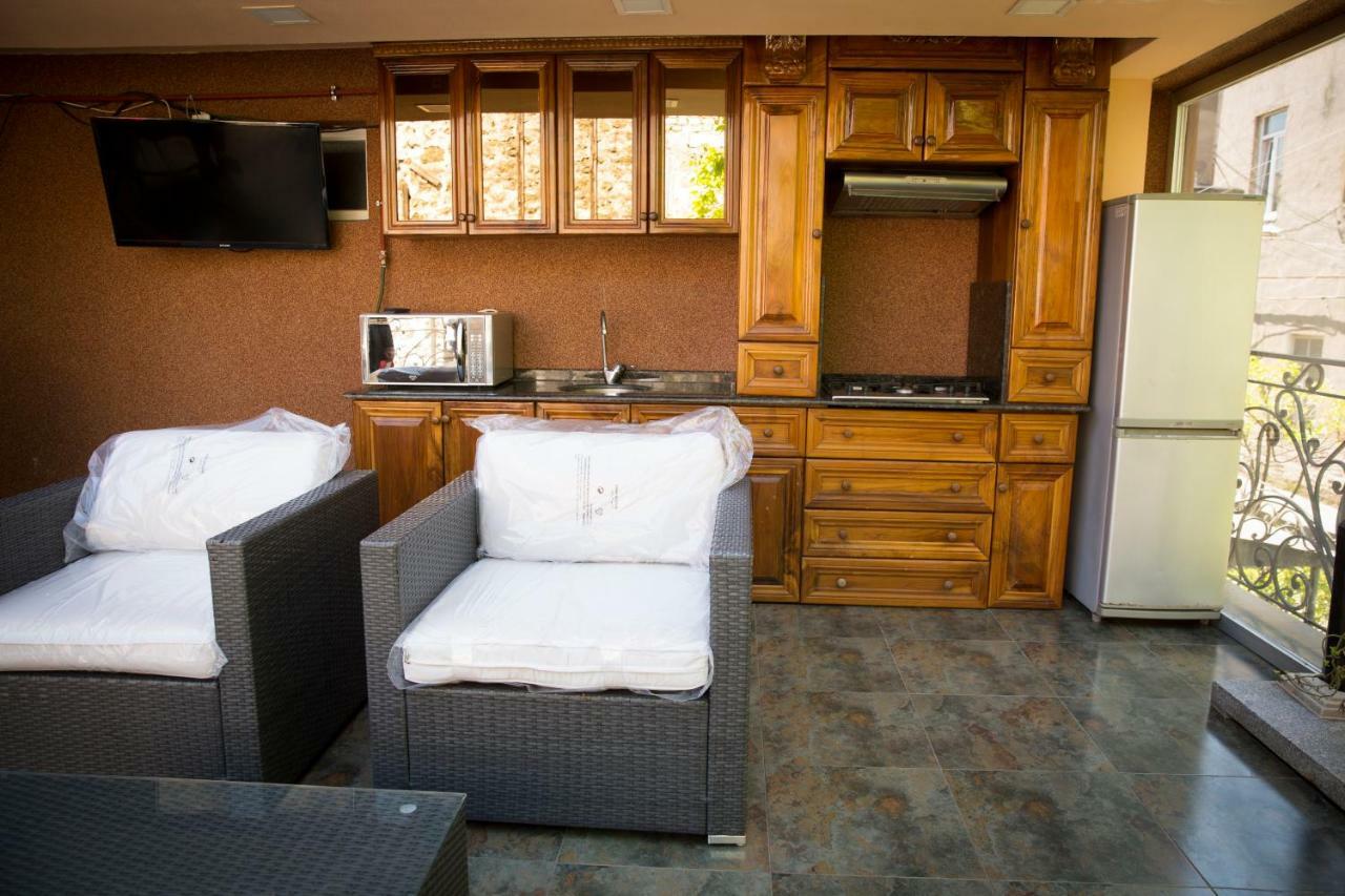 Hotel Black Sea House Μπατούμι Εξωτερικό φωτογραφία
