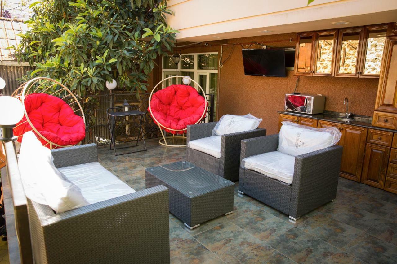 Hotel Black Sea House Μπατούμι Εξωτερικό φωτογραφία